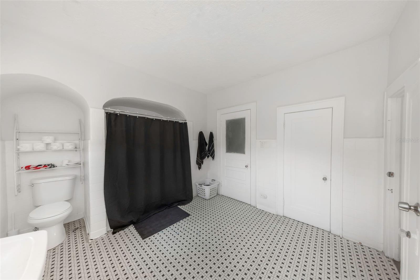 2904 W Chestnut St #1-4 Property Photo 27