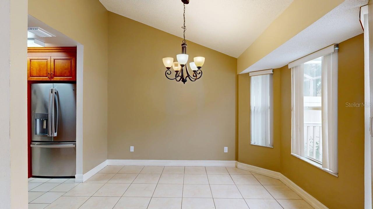 1009 Casa Del Sol Cir Property Photo 4