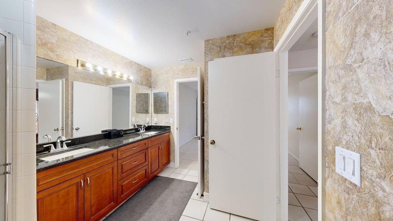 1009 Casa Del Sol Cir Property Photo 17