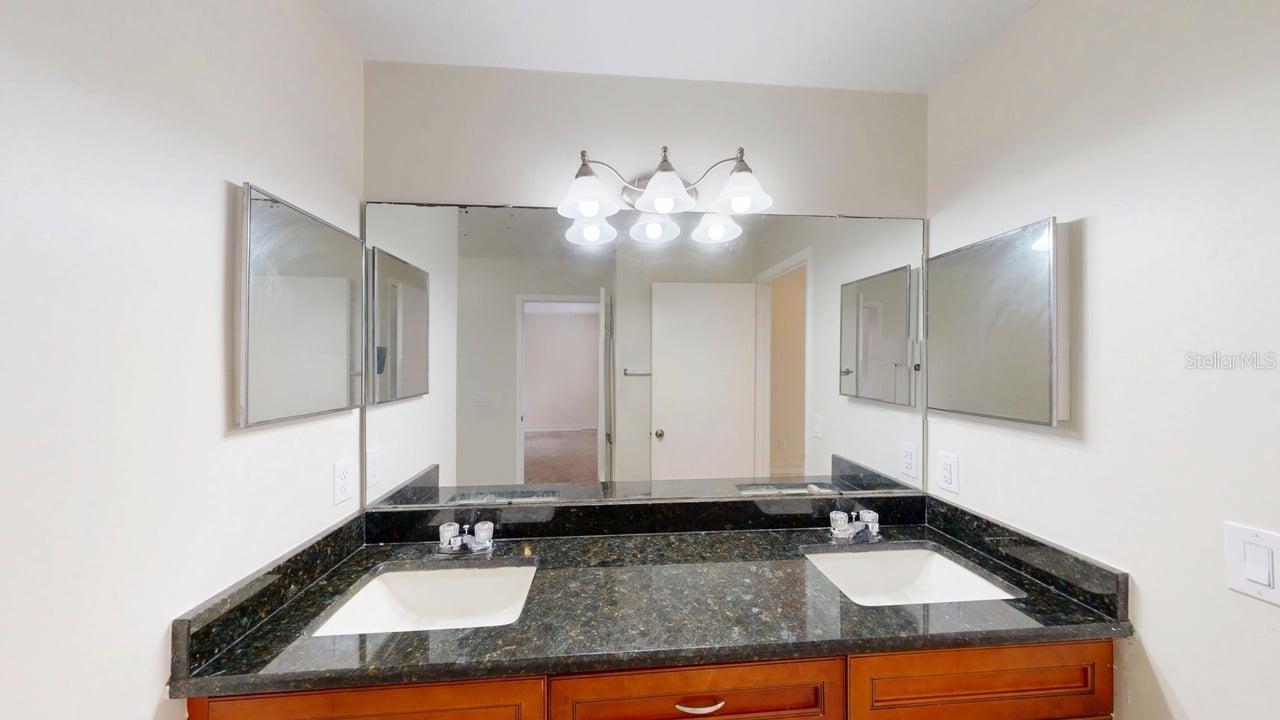 1009 Casa Del Sol Cir Property Photo 35