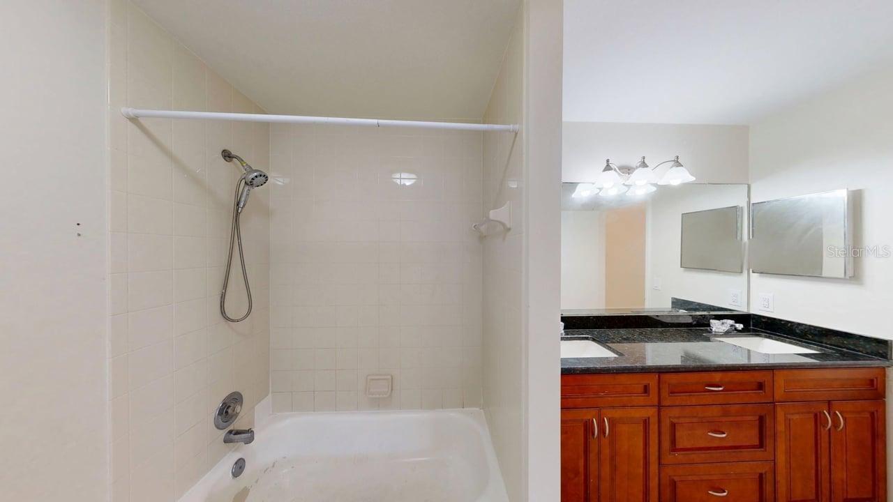 1009 Casa Del Sol Cir Property Photo 36