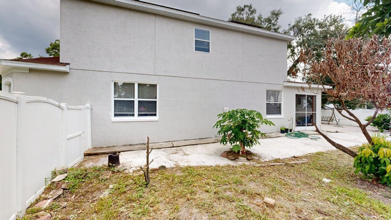 2108 Ancient Oak Dr Property Photo 11