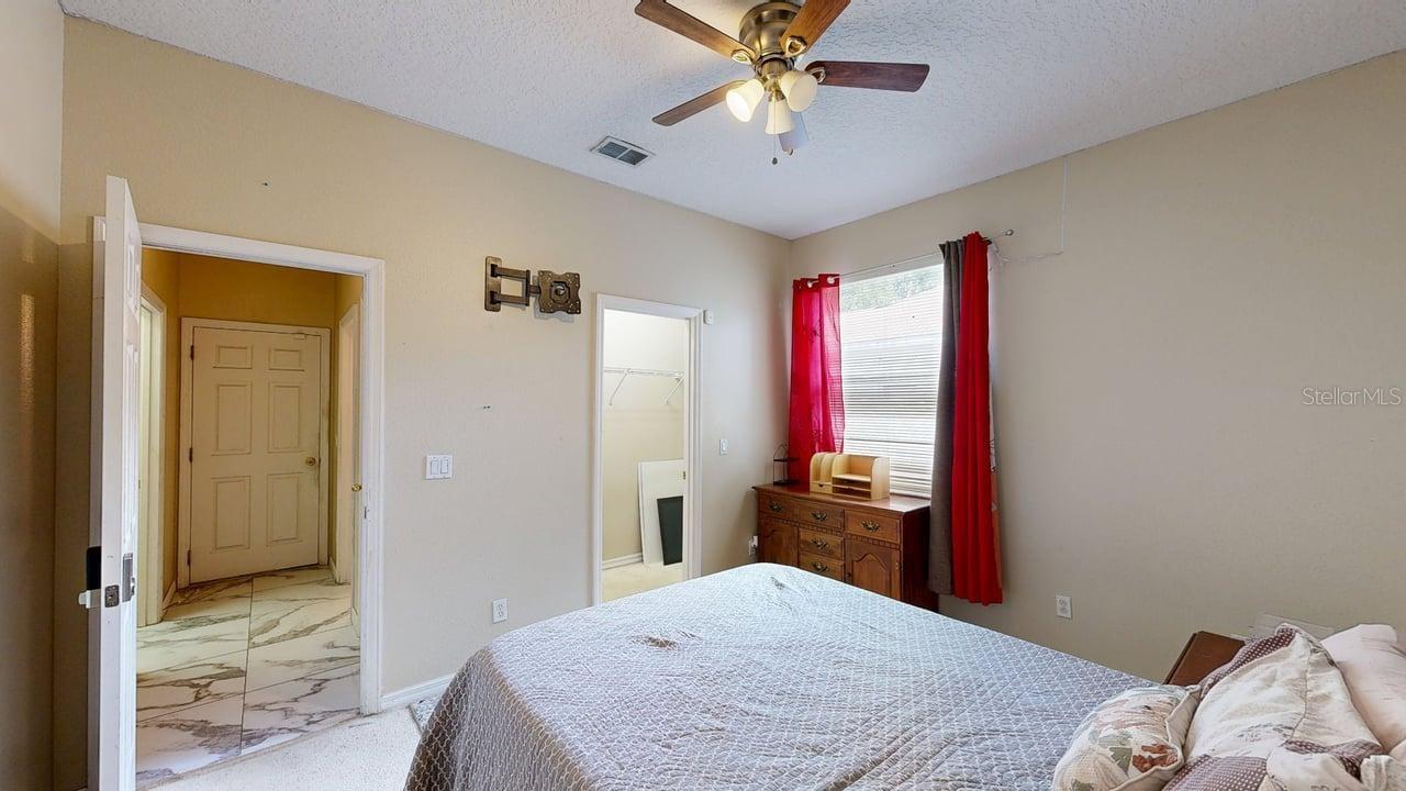 2108 Ancient Oak Dr Property Photo 24