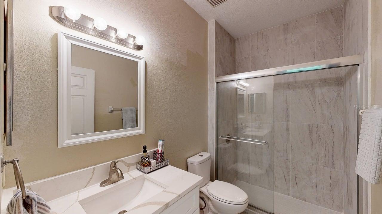 2108 Ancient Oak Dr Property Photo 27