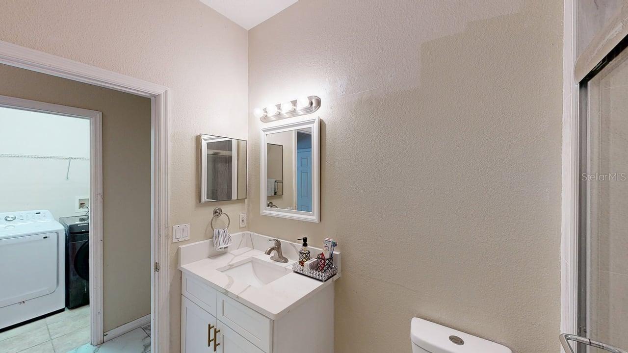 2108 Ancient Oak Dr Property Photo 29
