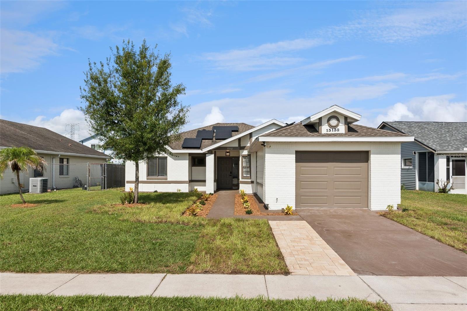 13132 Phoenix Woods Ln Property Photo 1