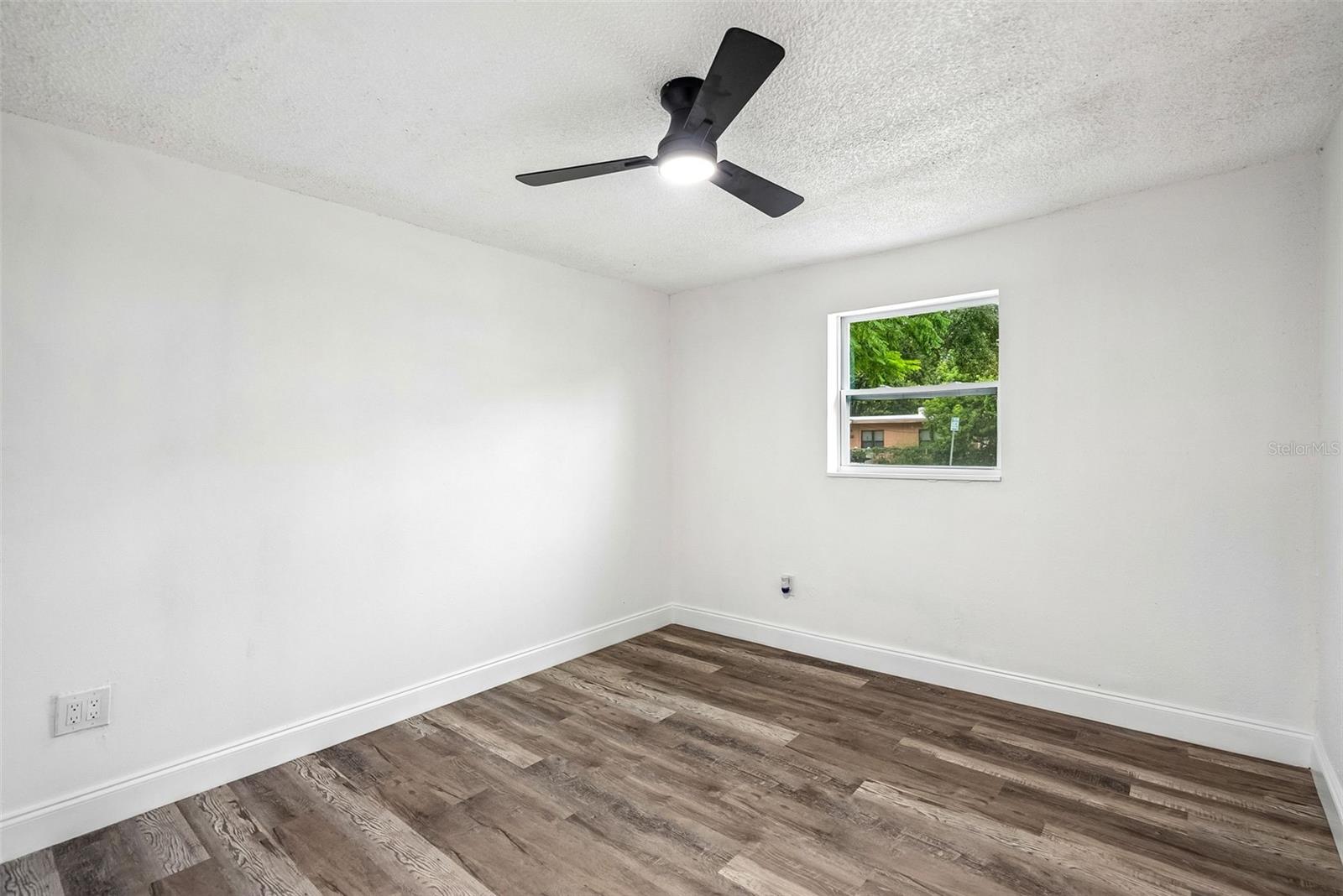 806 Citrus St Property Photo 10