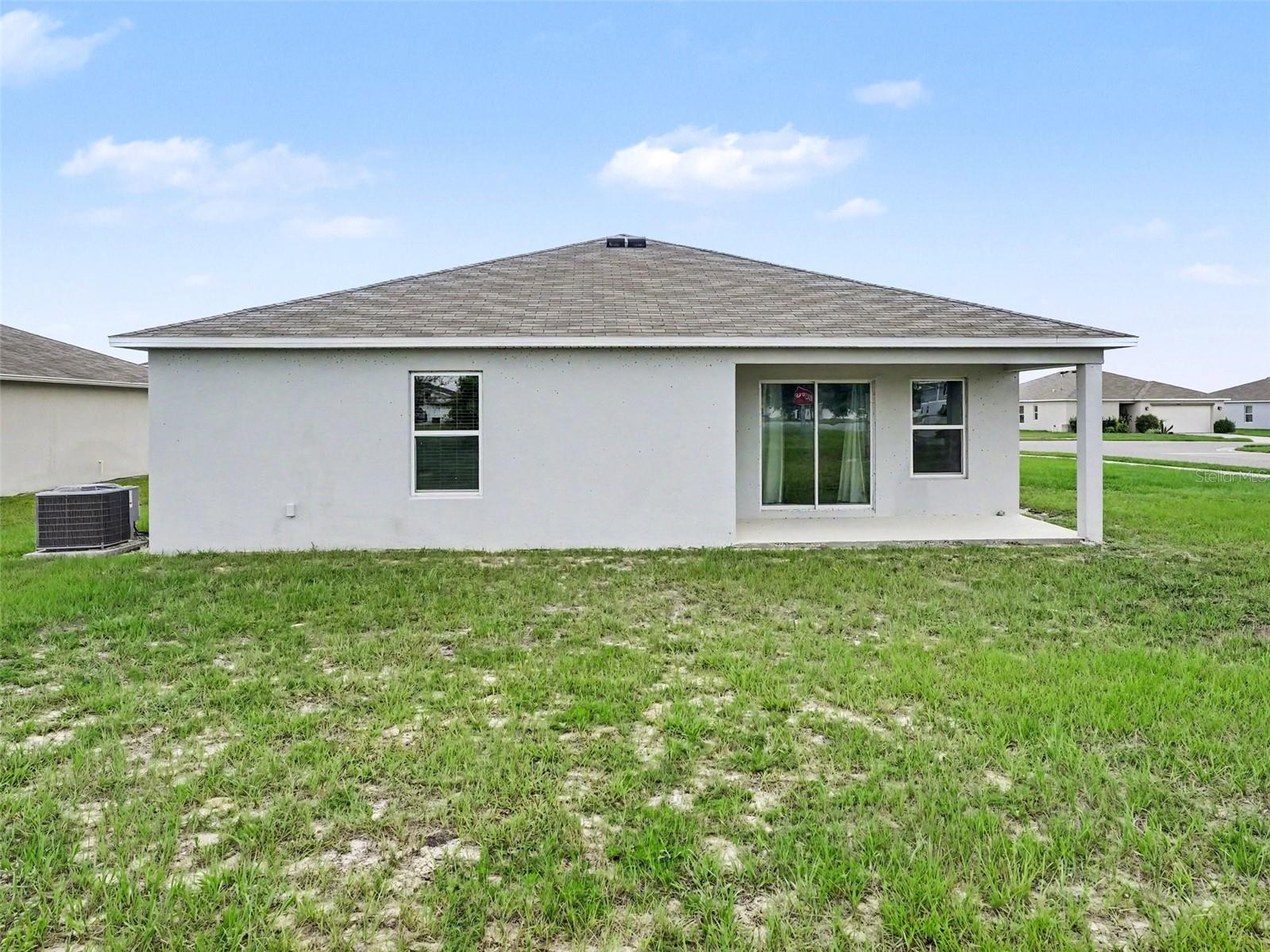 2488 Begonia St Property Photo 33