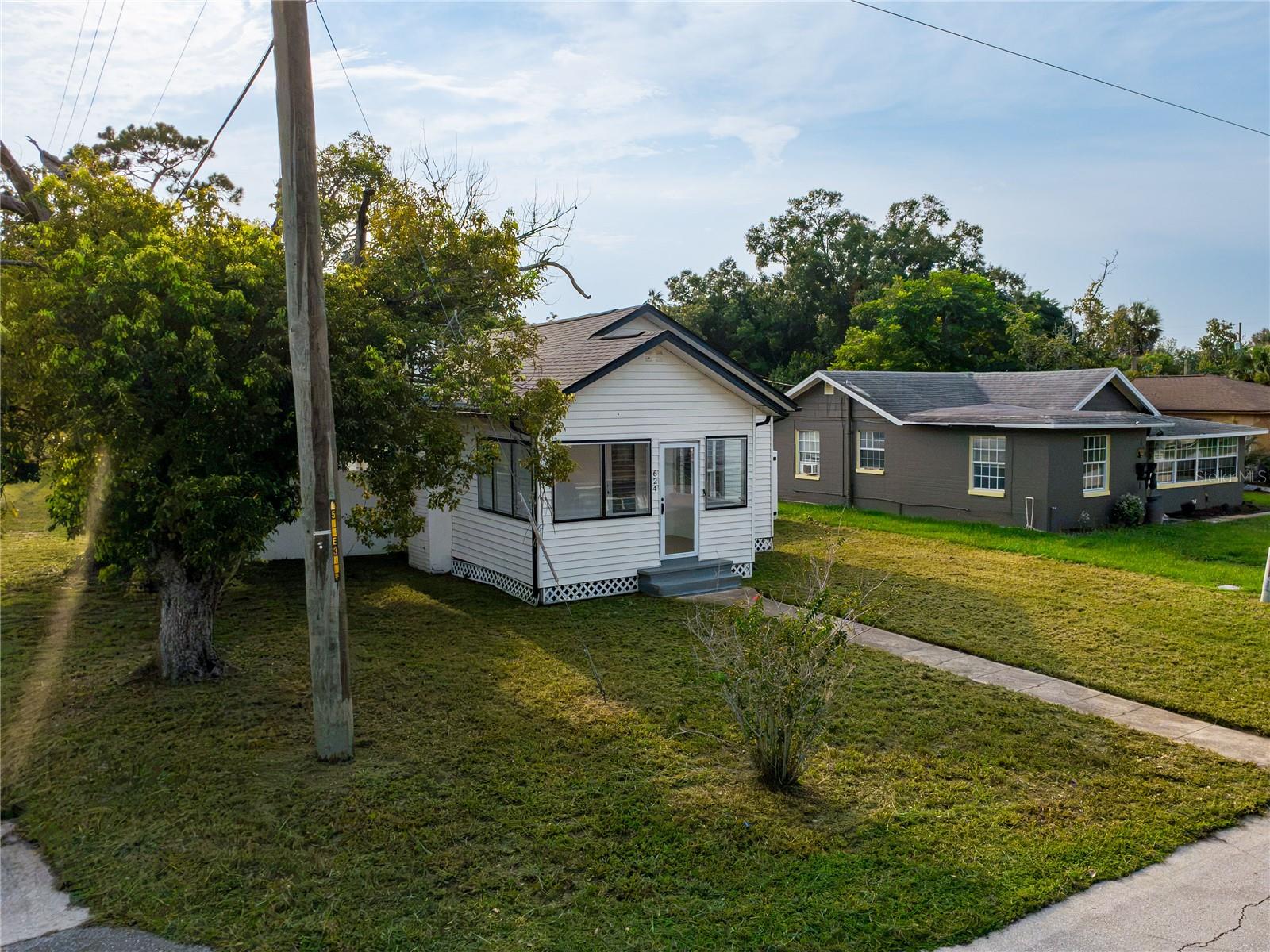 624 Illinois Ave Property Photo 2