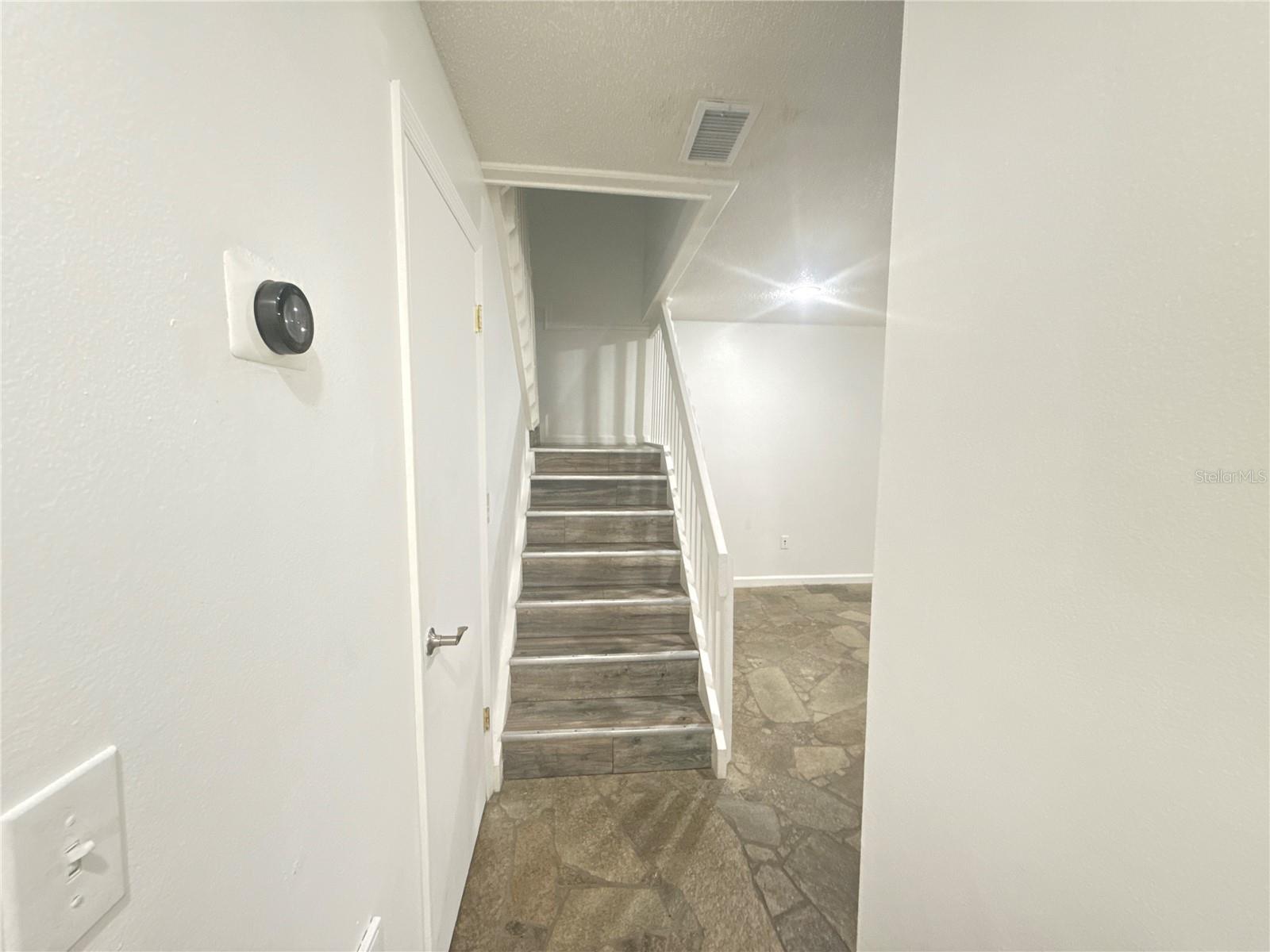 4694 Pheasant Run Dr #2b Property Photo 26