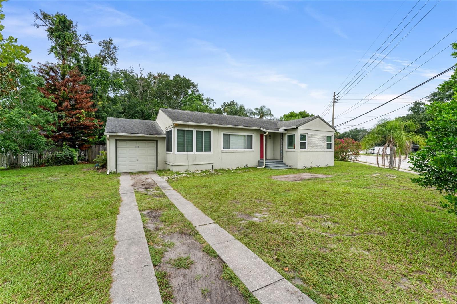 1714 N Bumby Ave Property Photo 1
