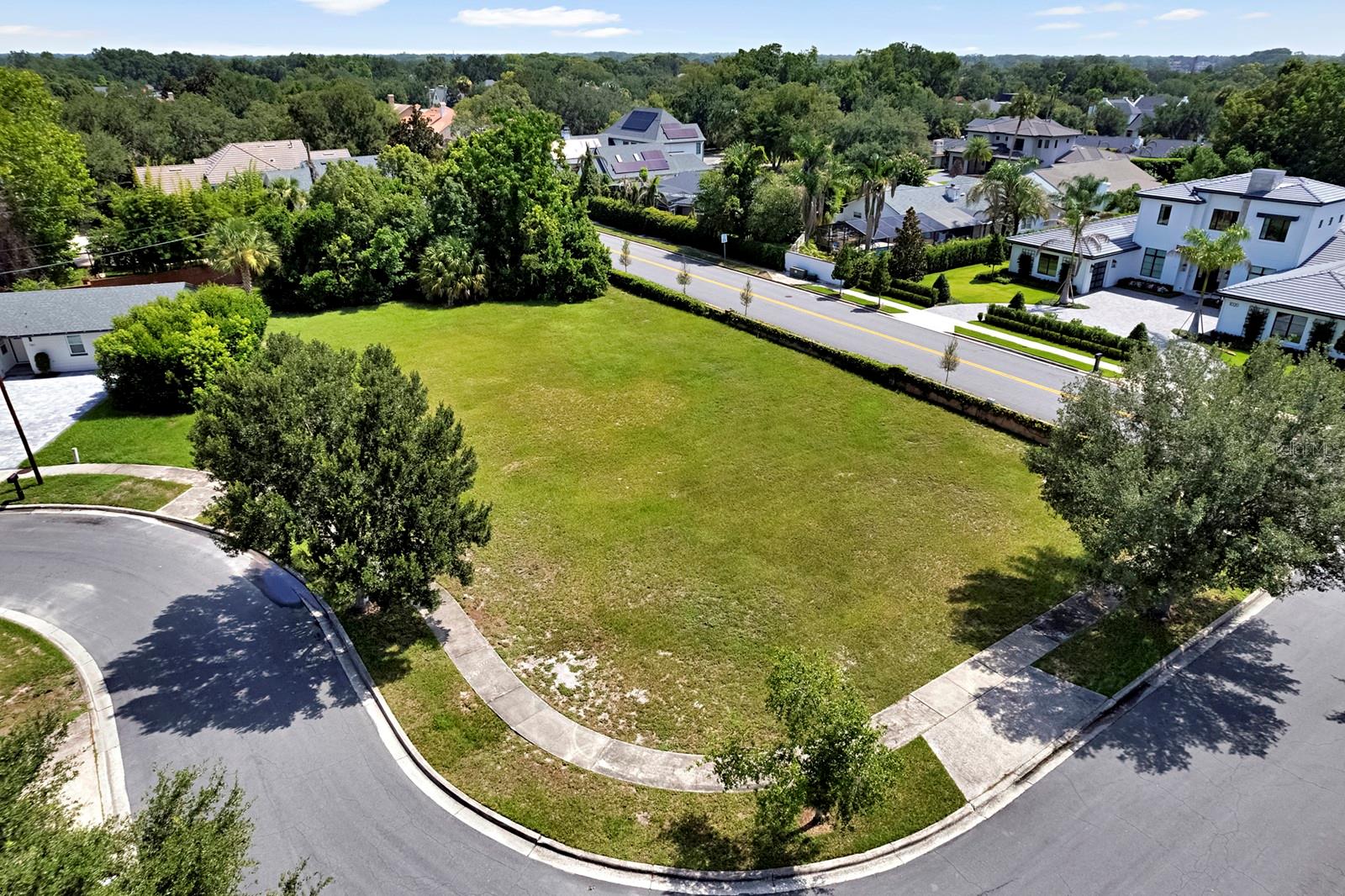 1021 N Pennsylvania Ave Property Photo 1