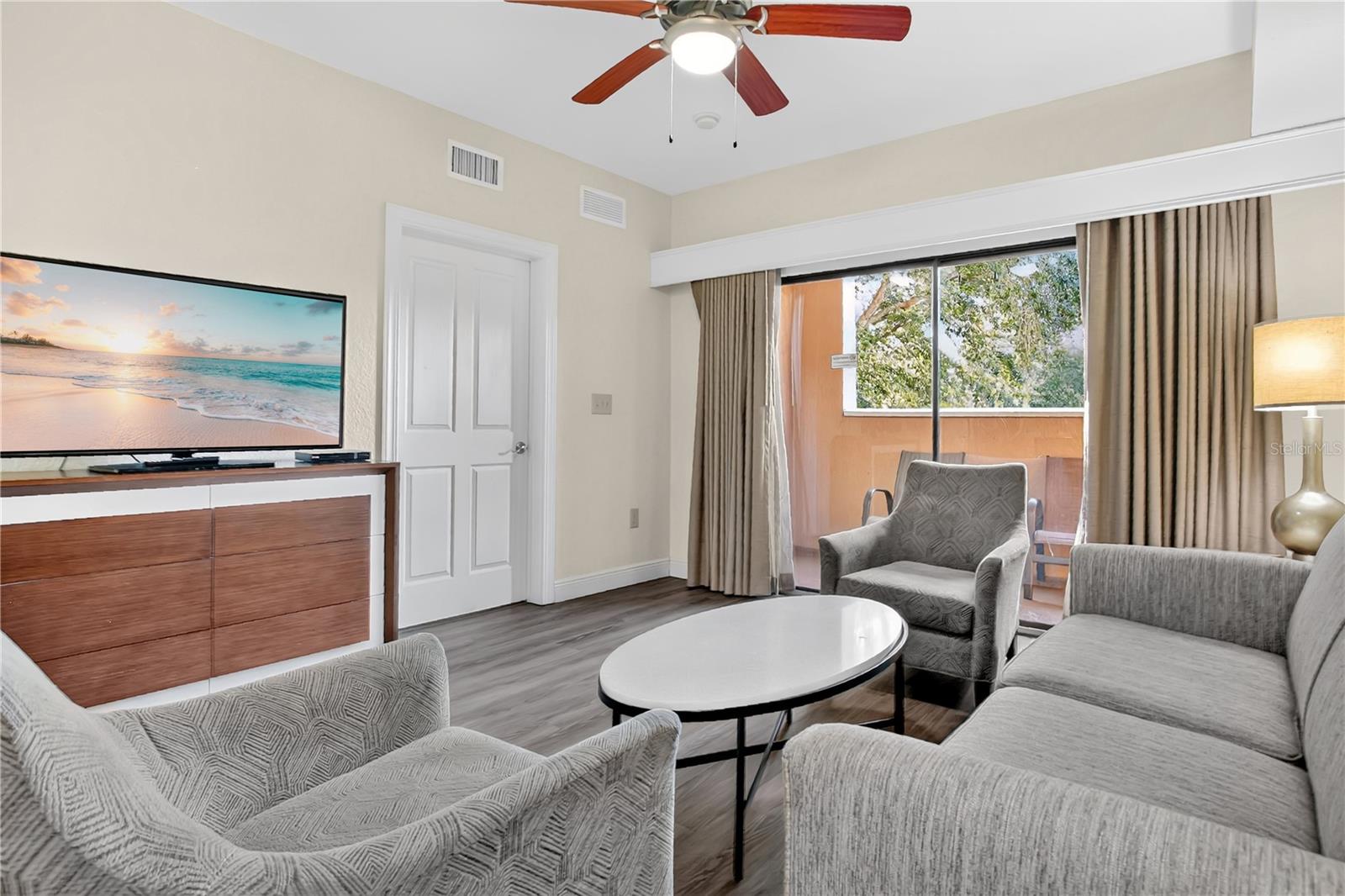 12539 Floridays Resort Dr #203d Property Photo 4