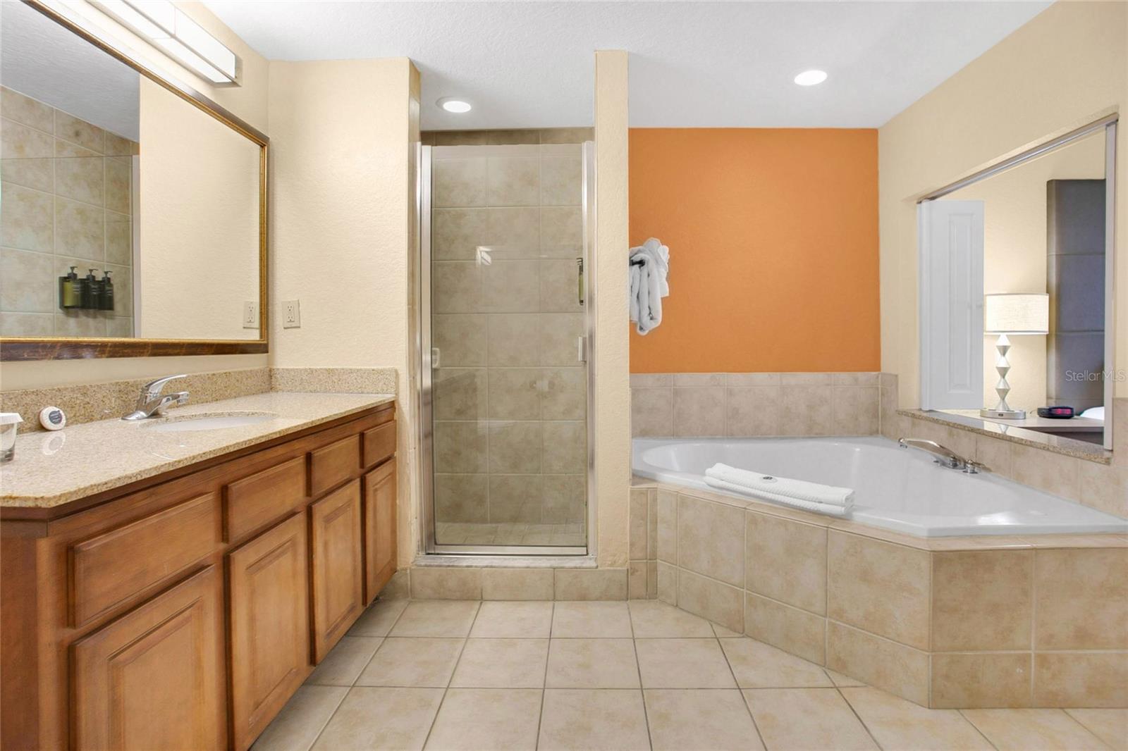 12539 Floridays Resort Dr #203d Property Photo 12