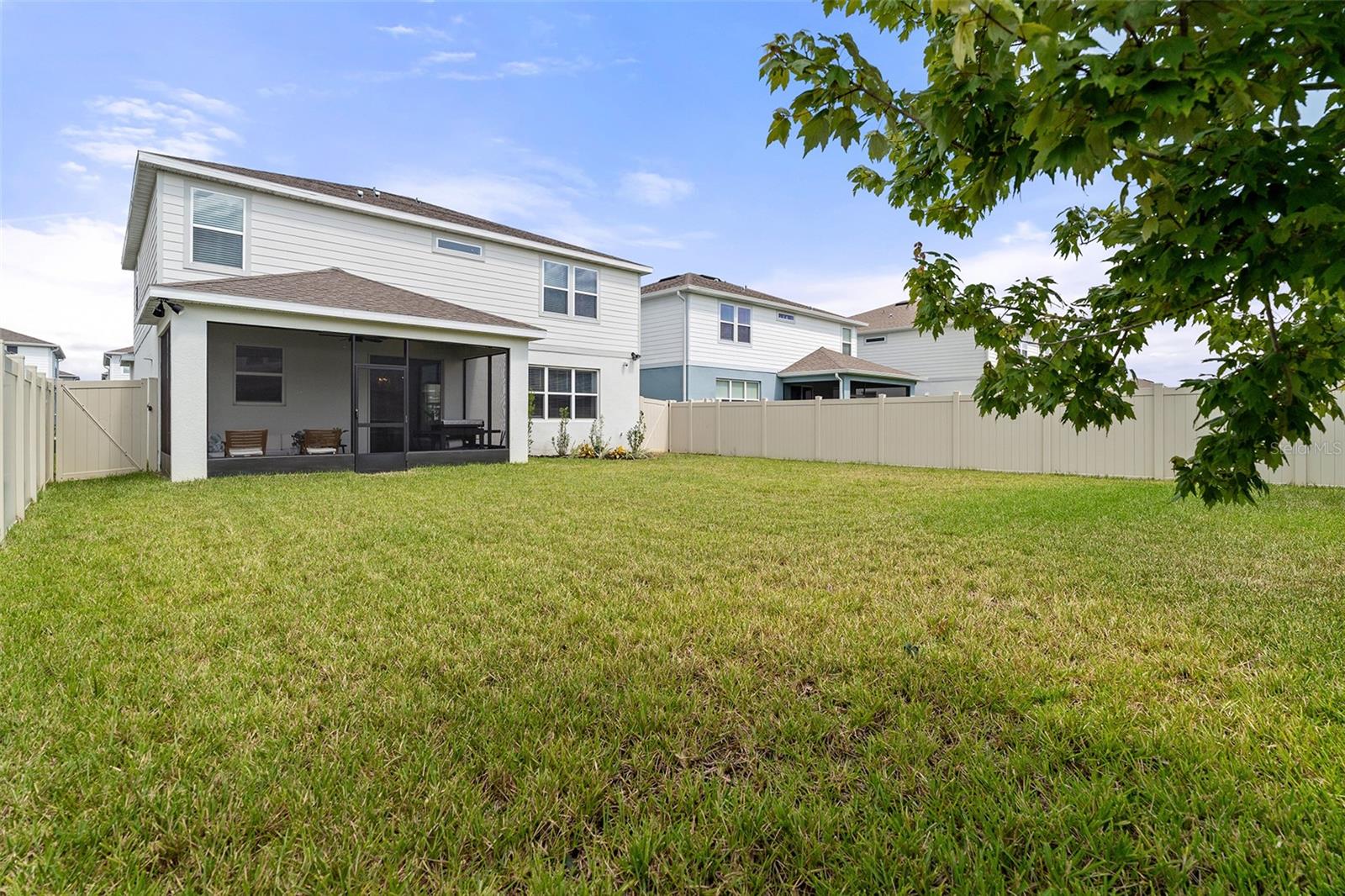 1444 Grand Palm Dr Property Photo 19