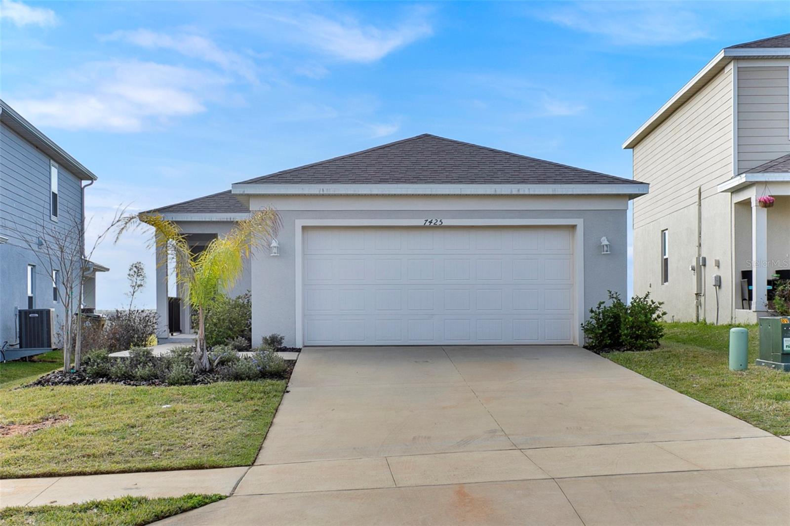 7425 Catania Loop Property Photo 1