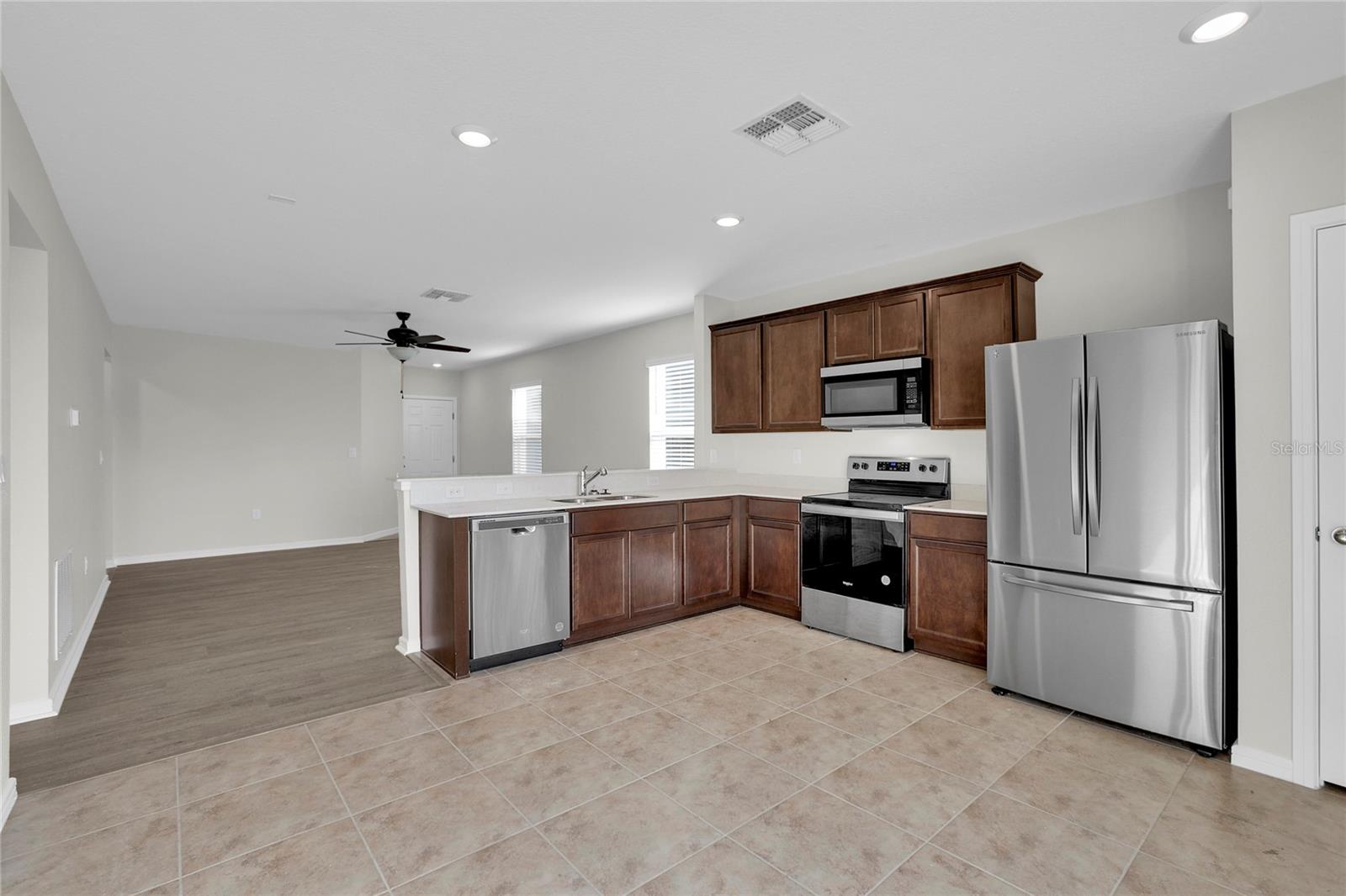 7425 Catania Loop Property Photo 3