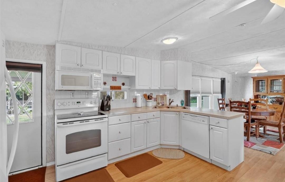 11905 Linda Ave Property Photo 4