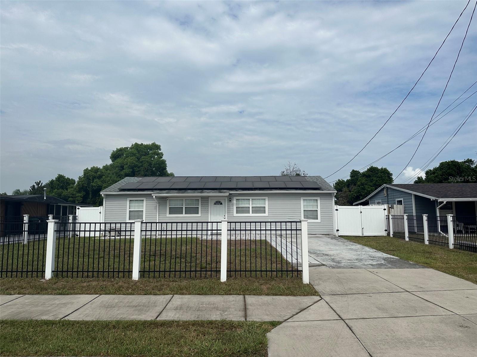1122 Overdale St Property Photo