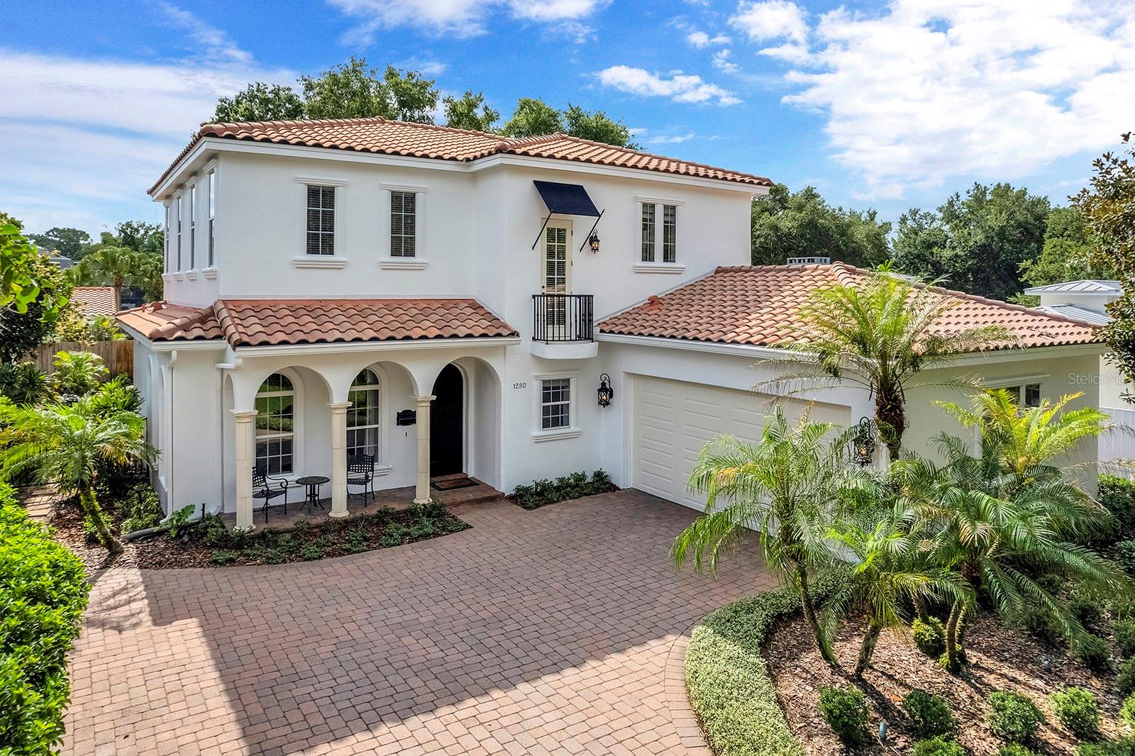 1230 SUNSET DR