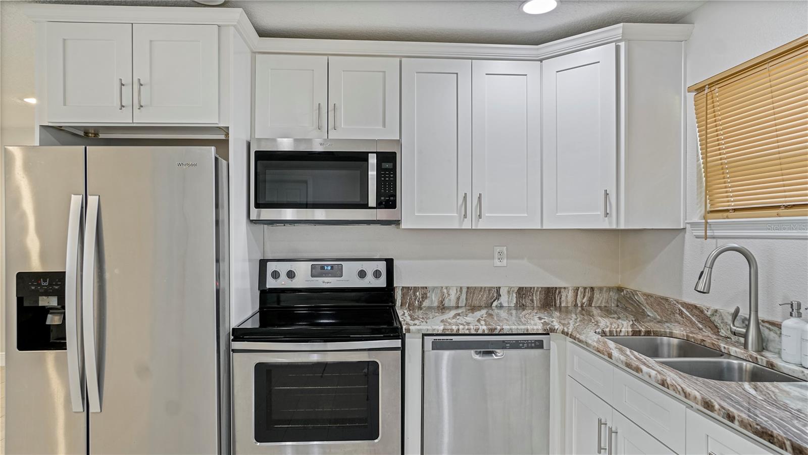1517 N Grandview St Property Photo 11