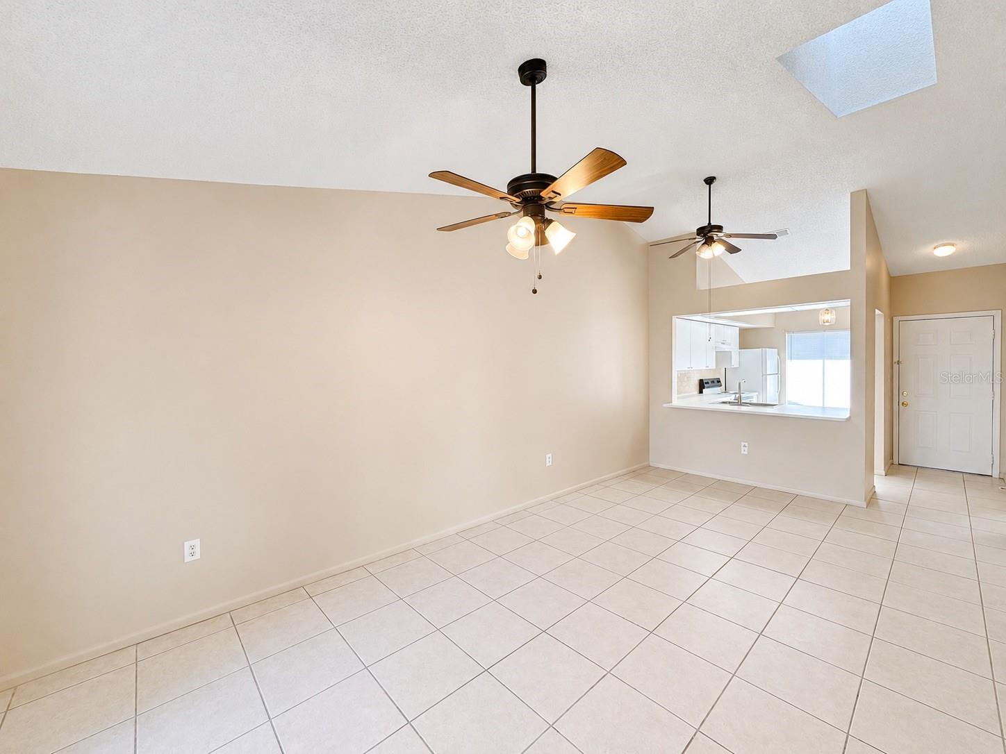 2910 Western Willow Ter Property Photo 6