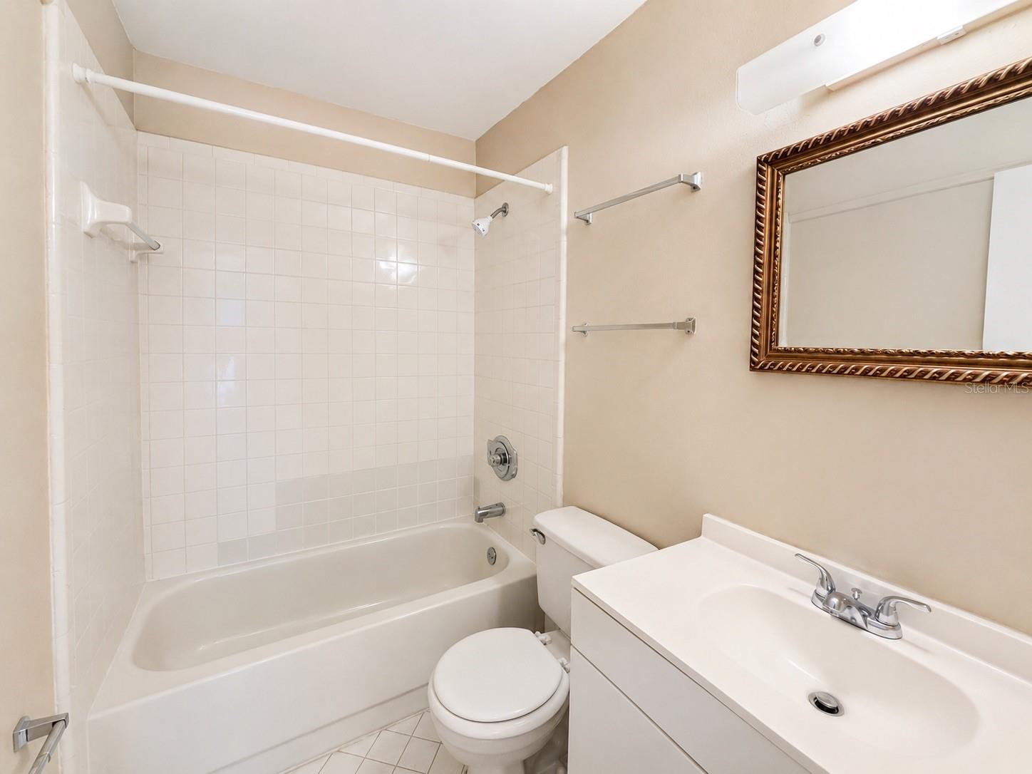 2910 Western Willow Ter Property Photo 12