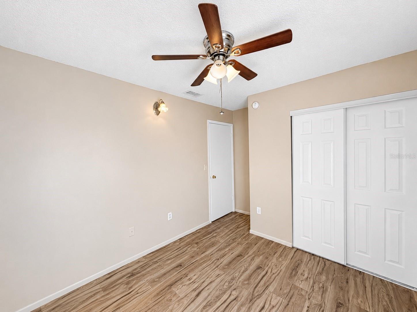 2910 Western Willow Ter Property Photo 14