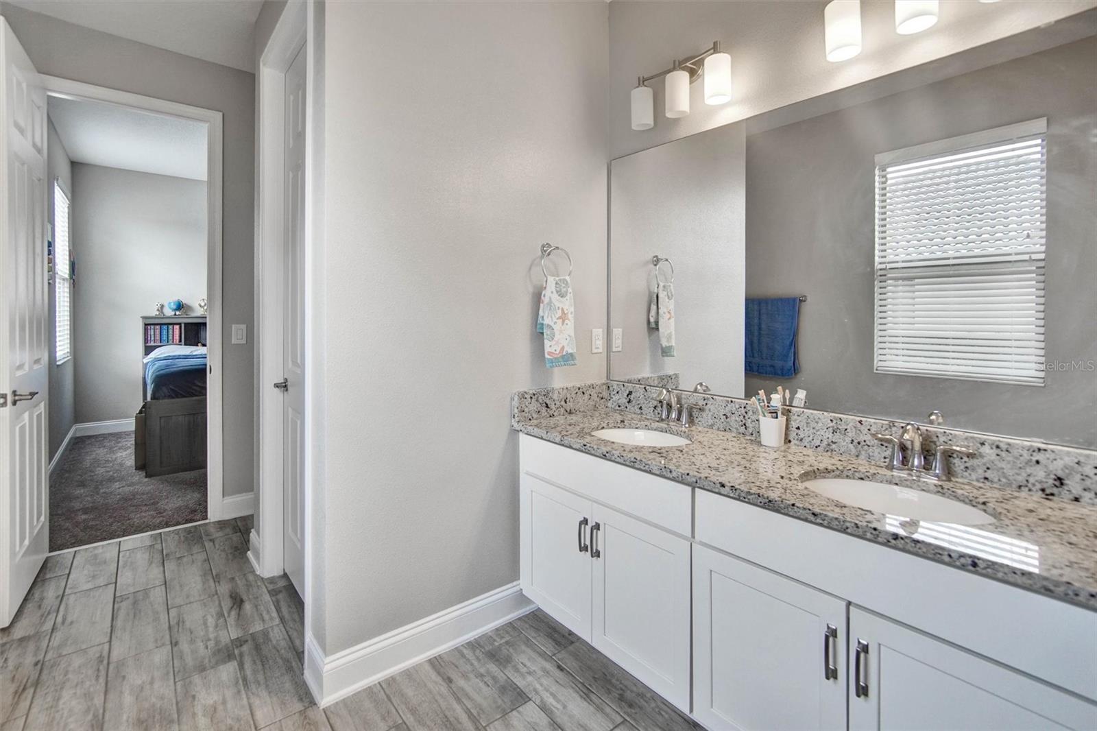 119 Rosa Bella Vw Property Photo 34
