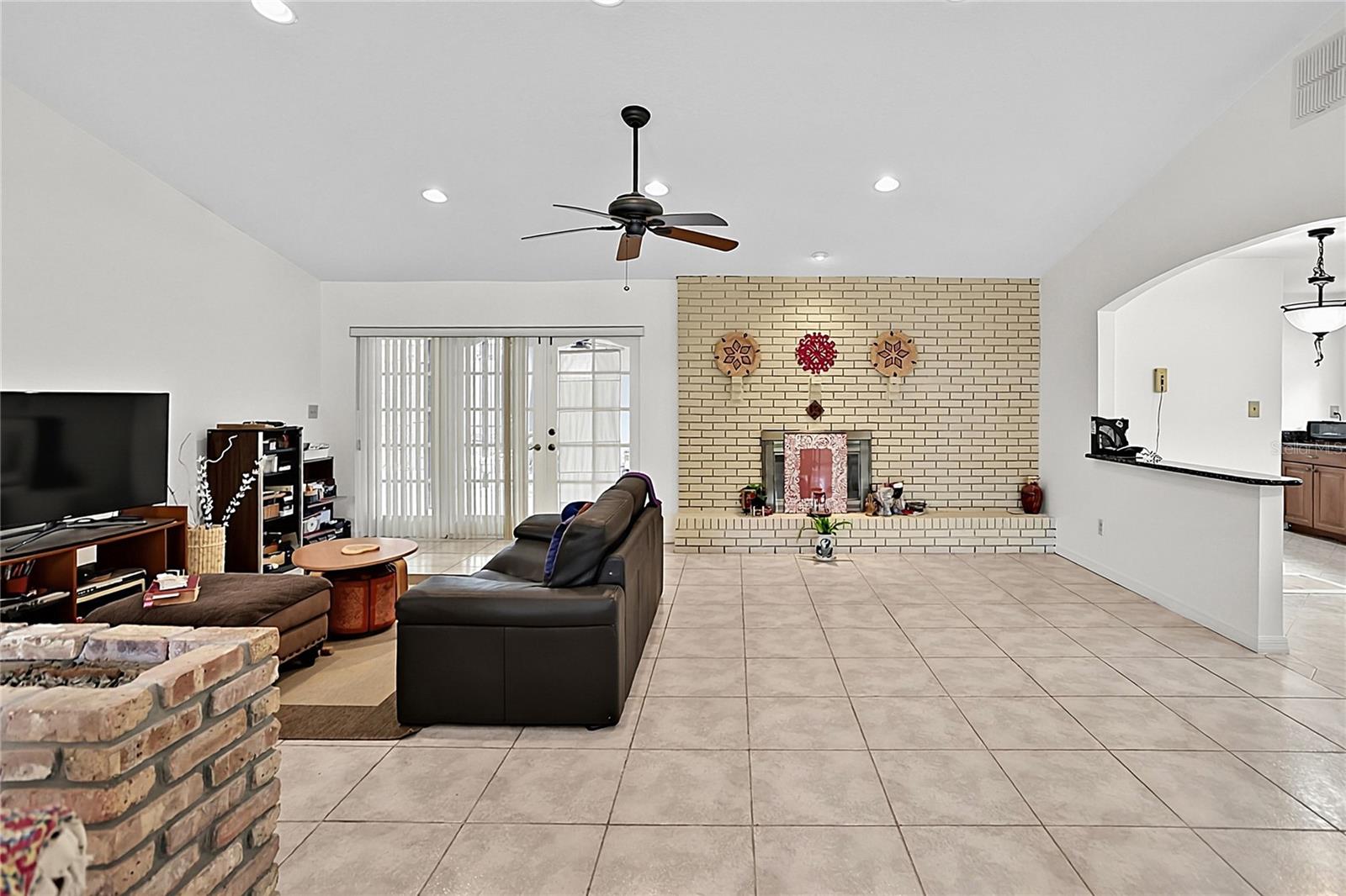 550 Arapaho Trl Property Photo 9