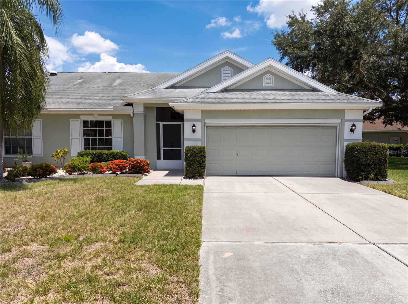 923 Oxford Park Dr #81 Property Photo 1