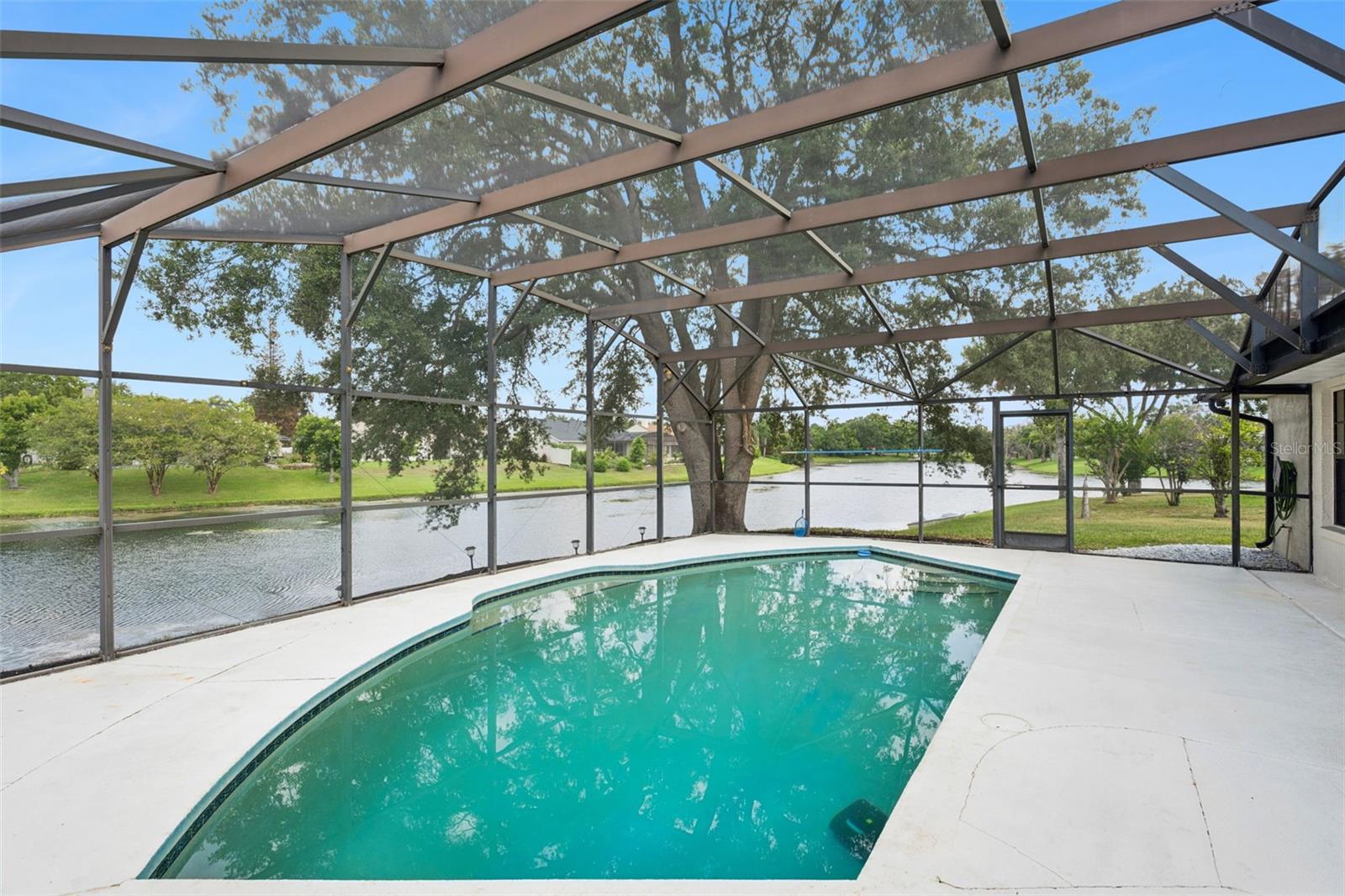 14706 Eagle View Ct Property Photo 6