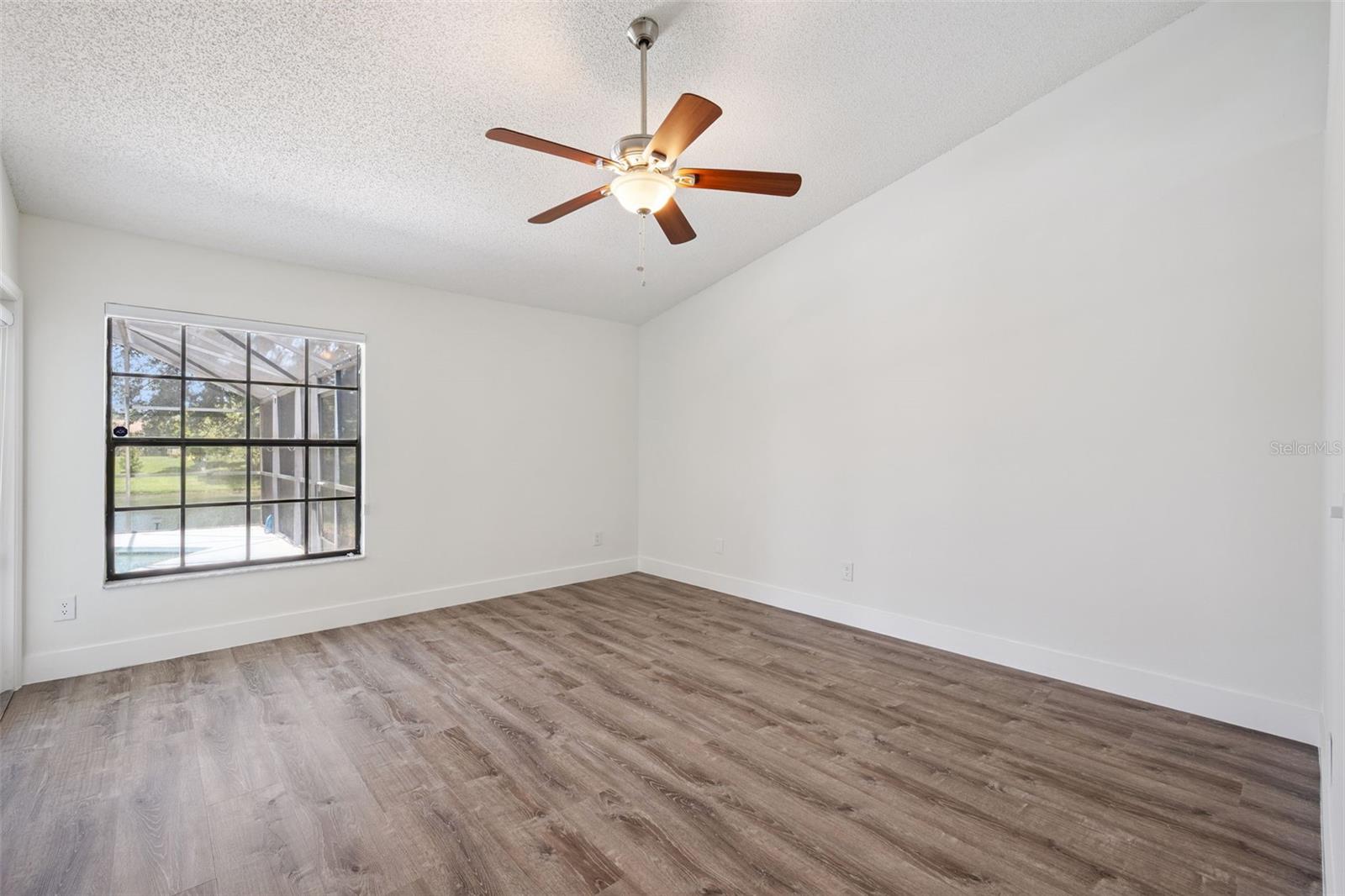 14706 Eagle View Ct Property Photo 25