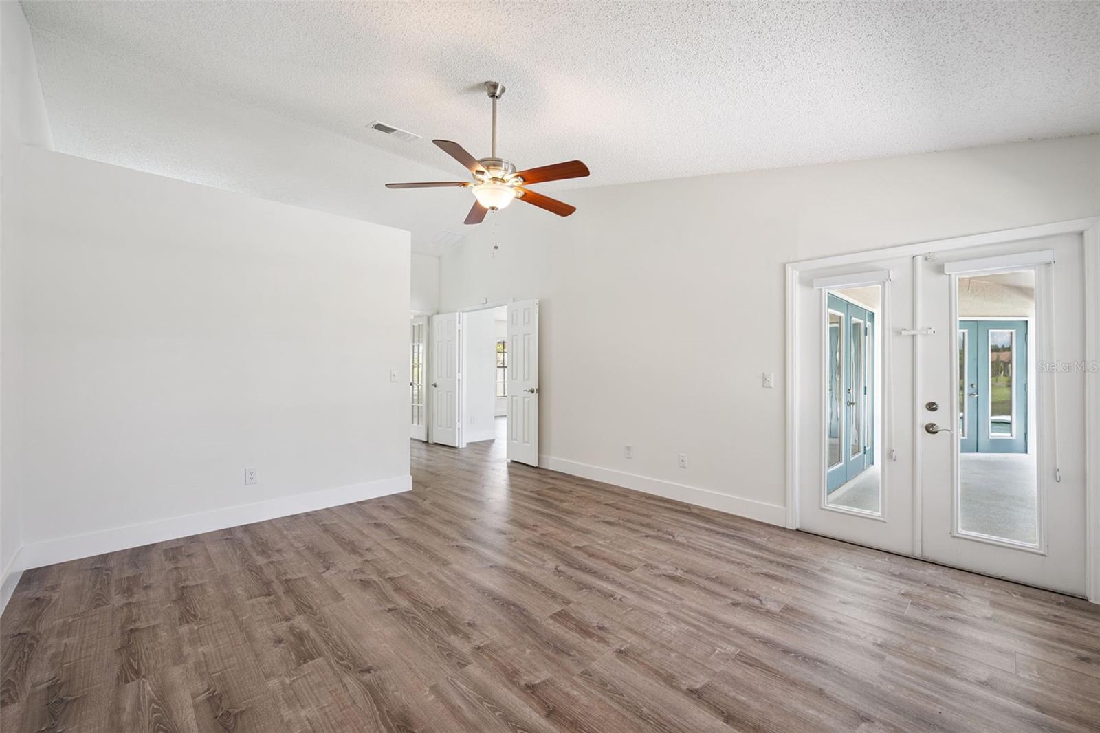14706 Eagle View Ct Property Photo 27