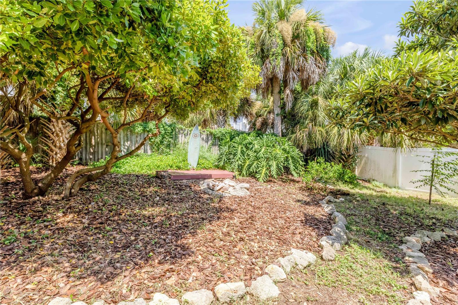 2722 Annette St Property Photo 24