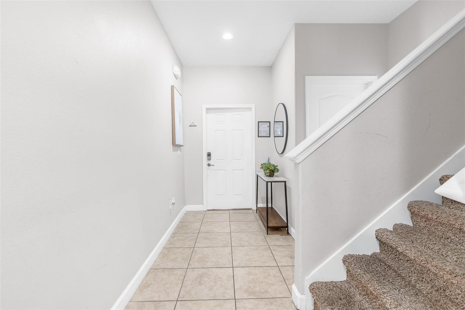 8956 California Palm Rd Property Photo 3