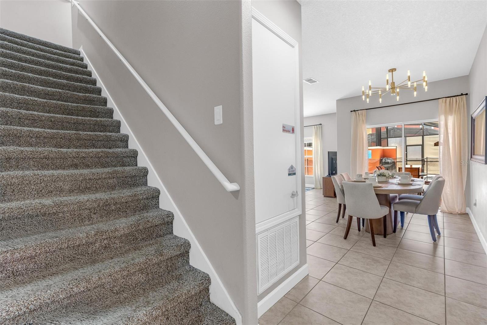 8956 California Palm Rd Property Photo 4