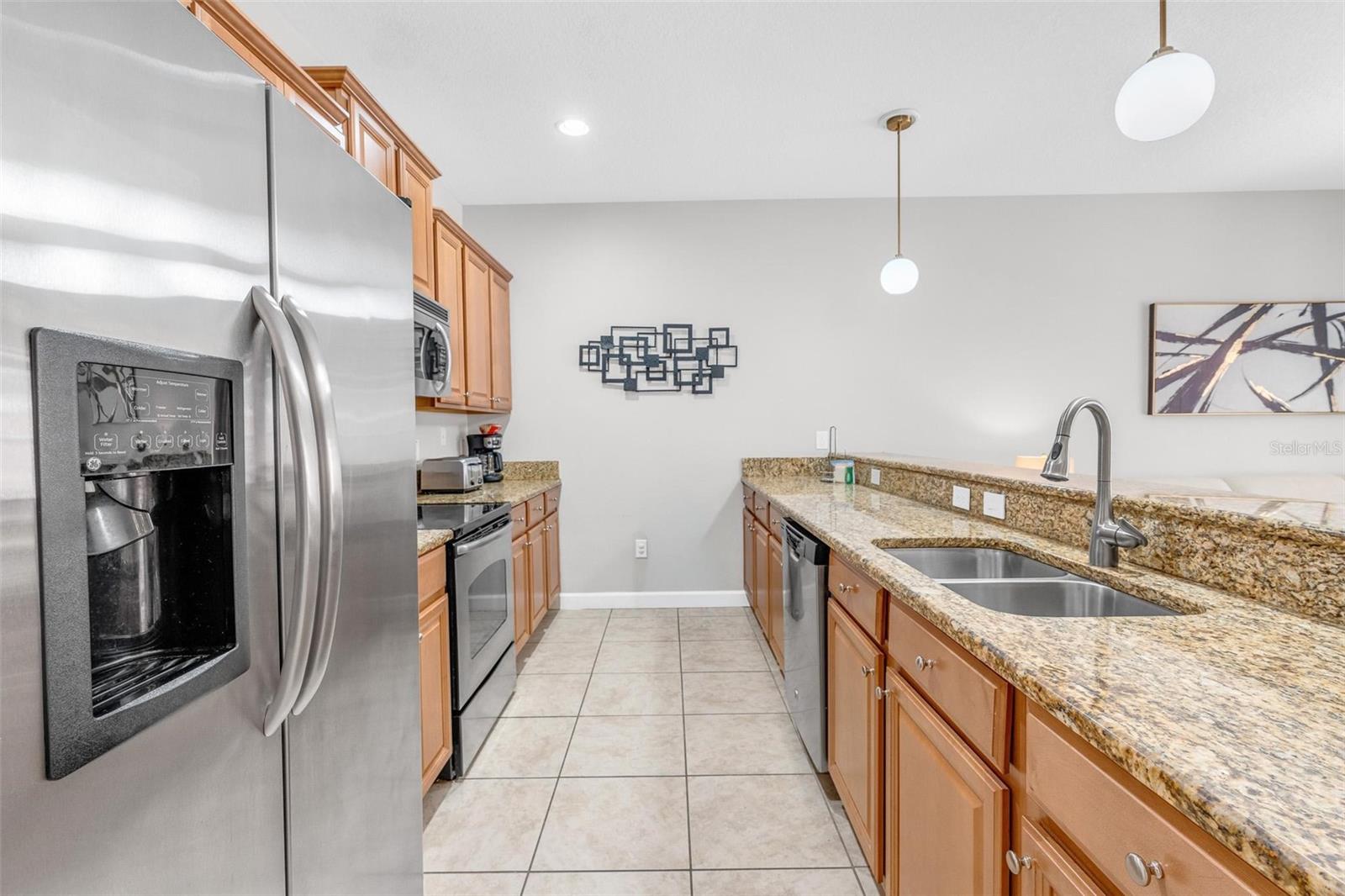 8956 California Palm Rd Property Photo 6