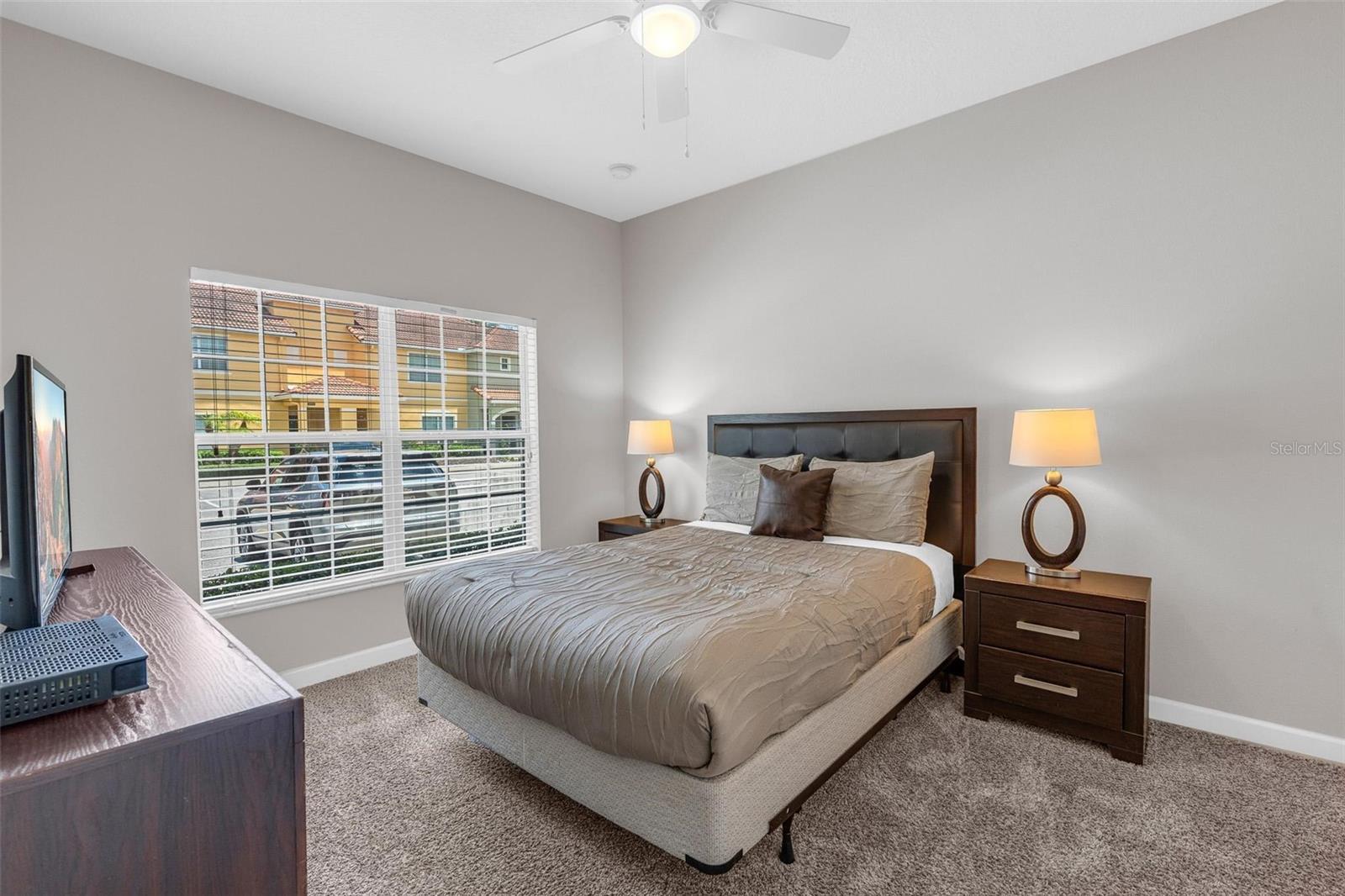 8956 California Palm Rd Property Photo 13