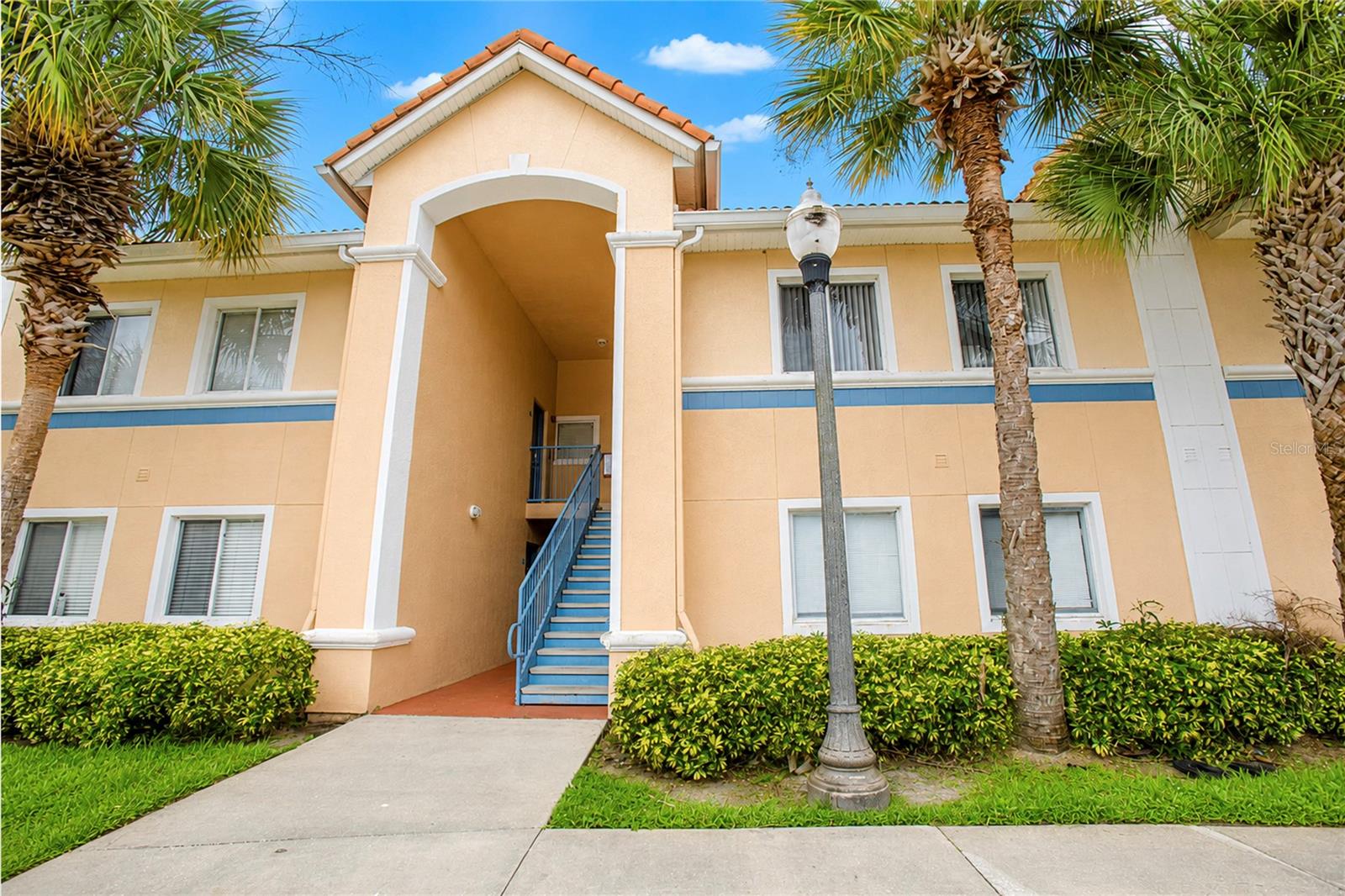 508 VILLA DEL SOL CIR #204
