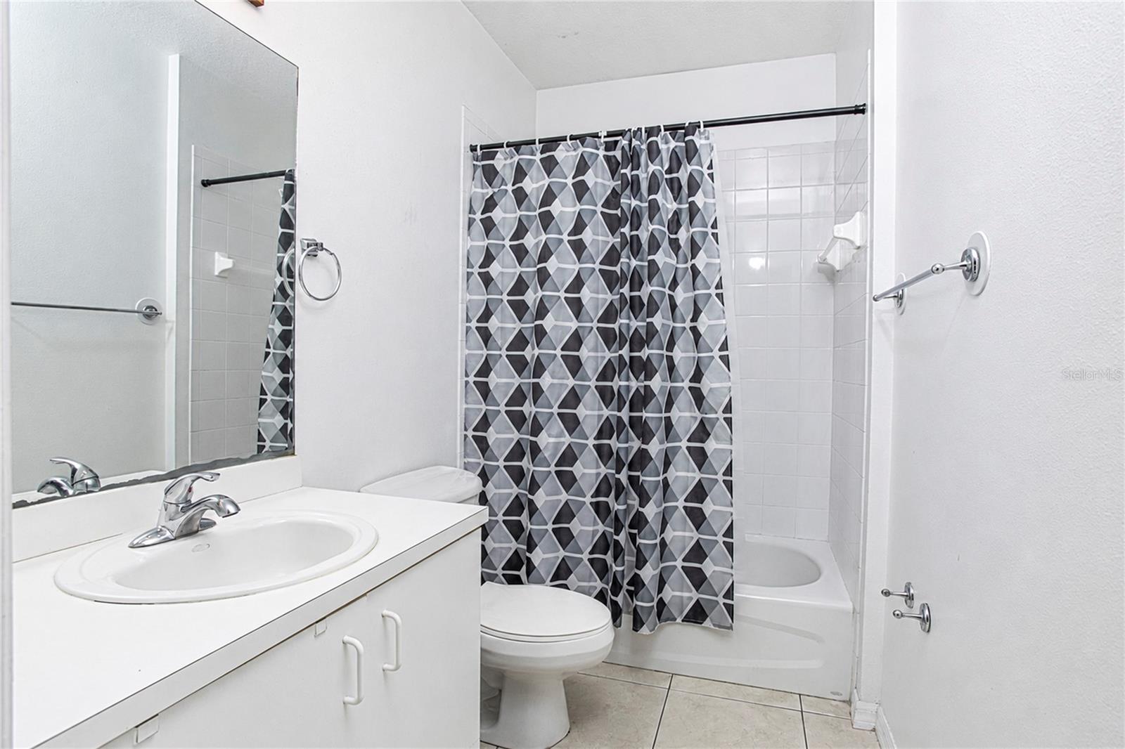 508 Villa Del Sol Cir #204 Property Photo 13