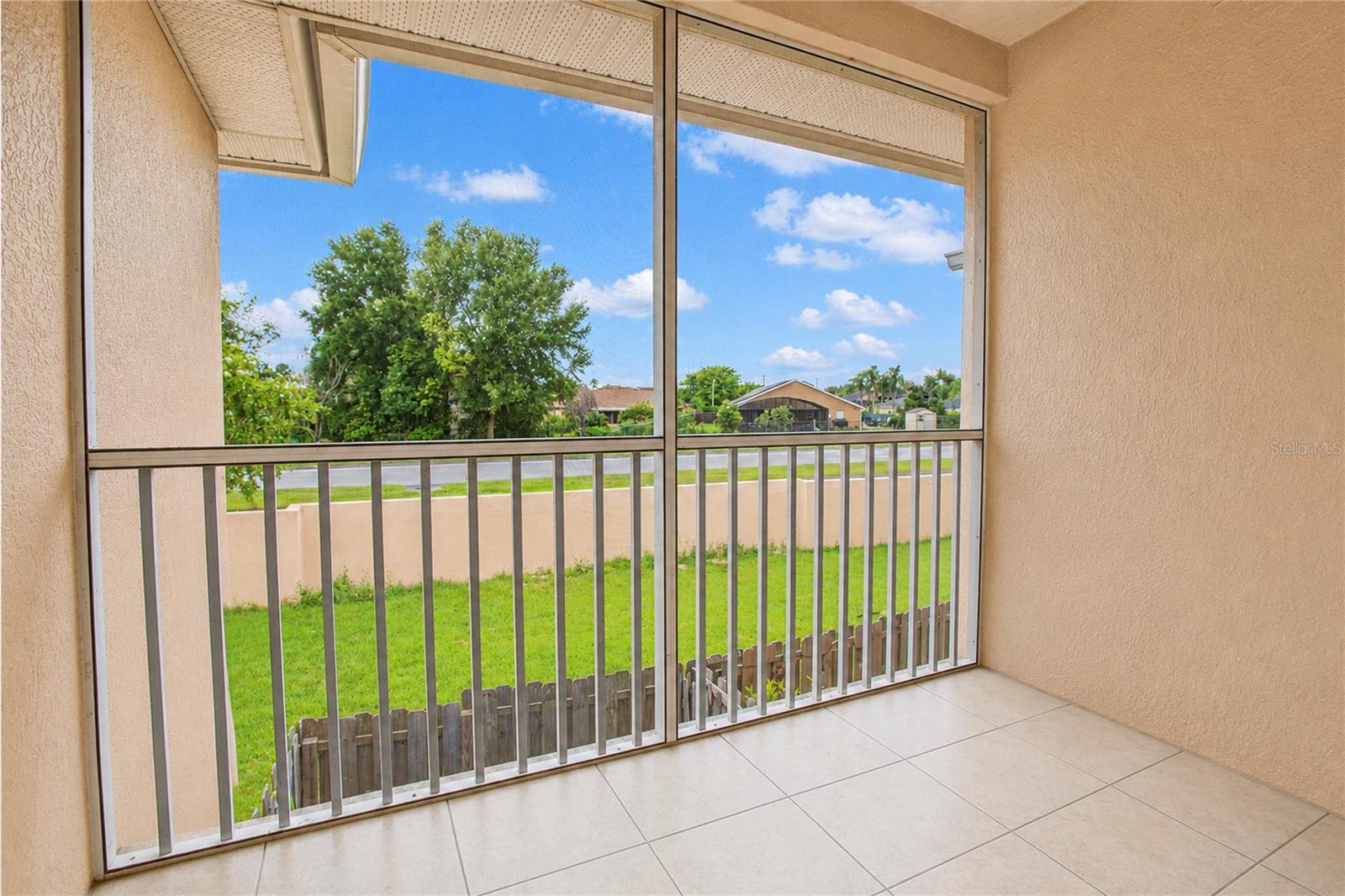 508 Villa Del Sol Cir #204 Property Photo 15
