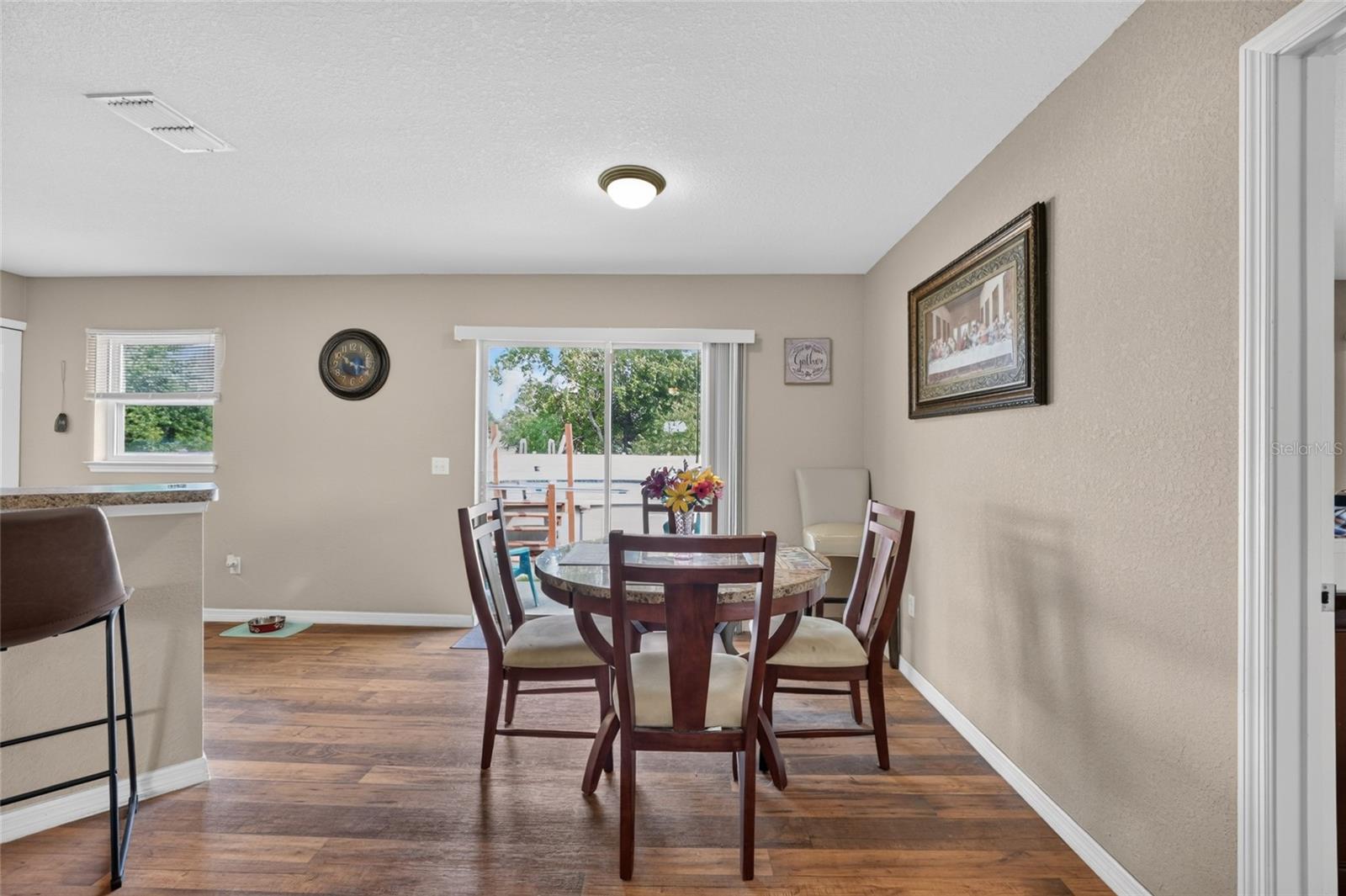 38 Juniper Loop Ct Property Photo 9