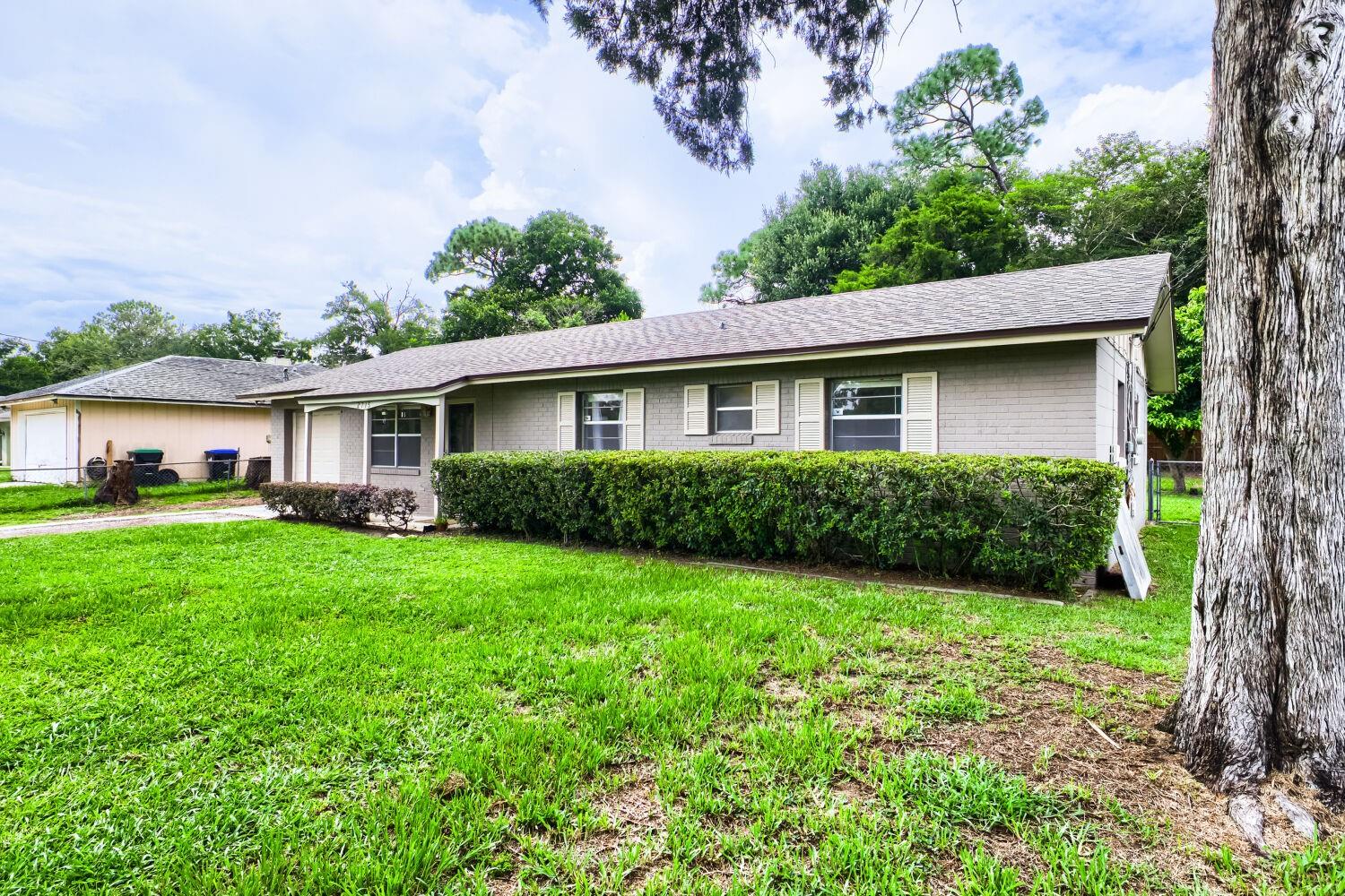 2715 Ramsey Dr Property Photo 2