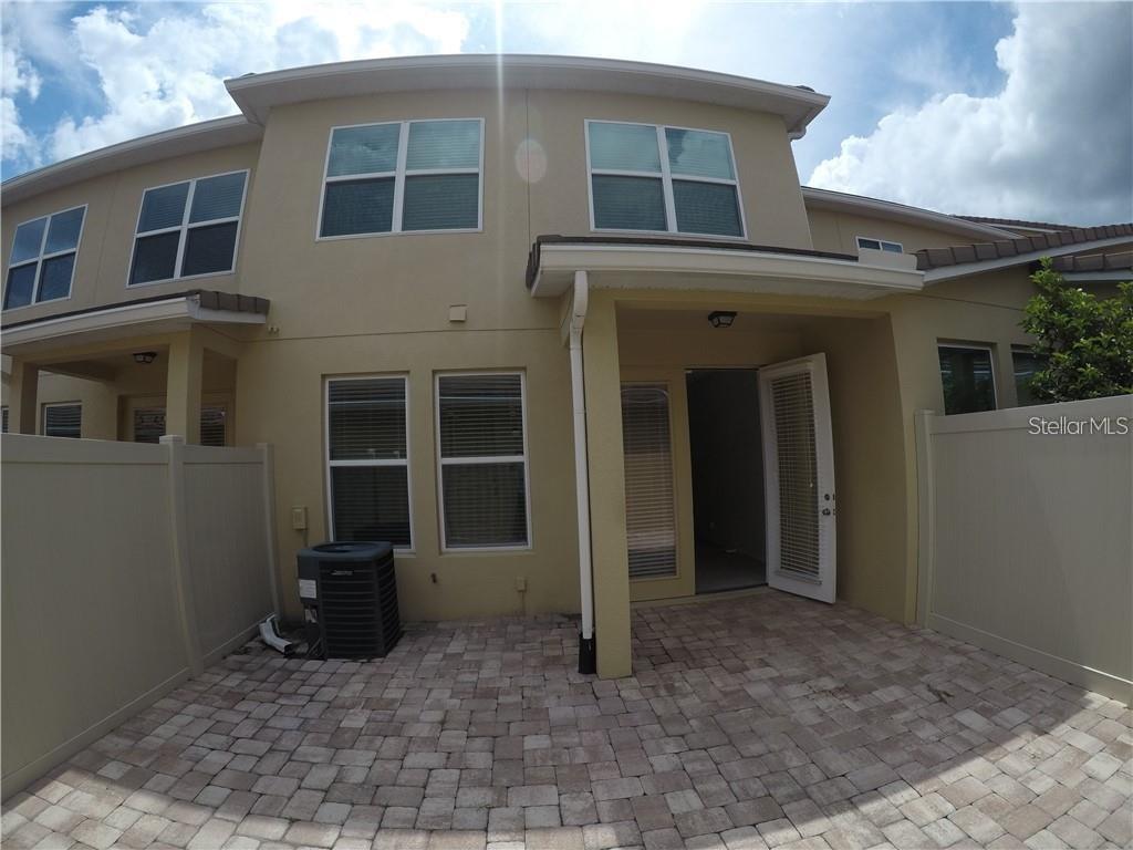 7617 Ripplepointe Way Property Photo 8
