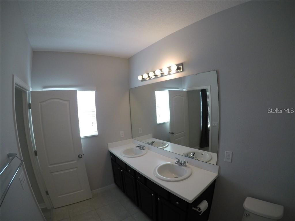 7617 Ripplepointe Way Property Photo 10
