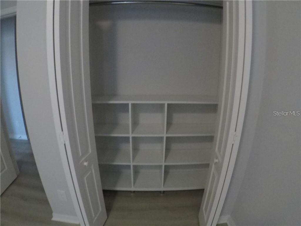 7617 Ripplepointe Way Property Photo 12