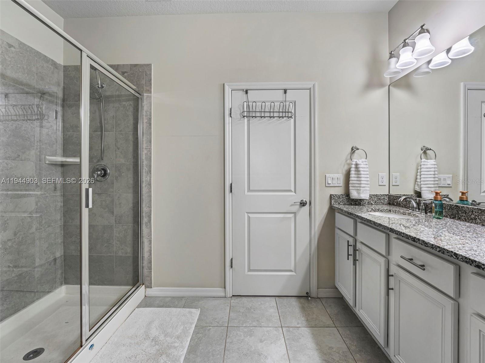 3953 Black Olive Ln Property Photo 31