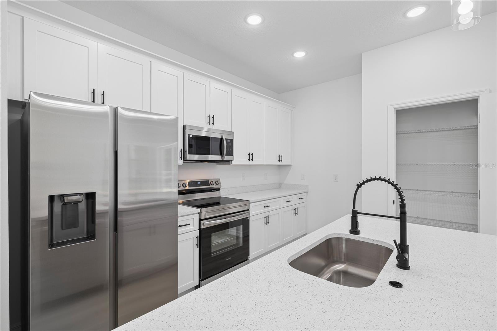 266 W Ruska Pl Property Photo 11