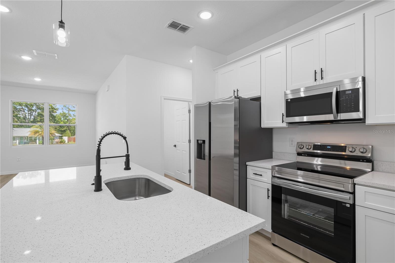 266 W Ruska Pl Property Photo 12